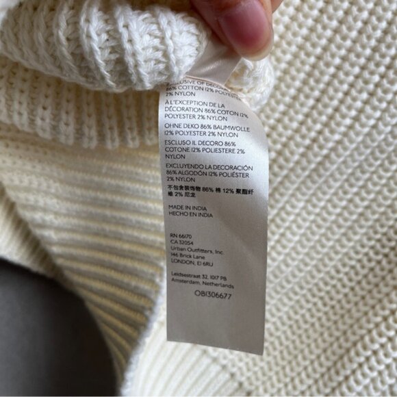 Pilcro Cream and Pink Lace Women's Sweater - Picture 7 of 9